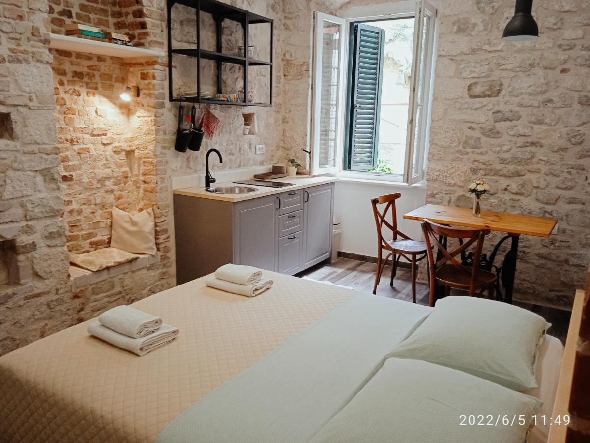 Rooms And Apartments Djanovic Split Zewnętrze zdjęcie